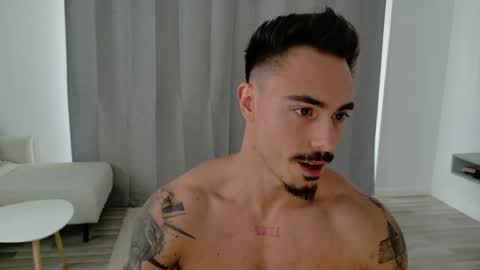 Snapshot of master_lukass chatting on May 2, 11:37 am master_lukass online show from May 2, 11:37 am