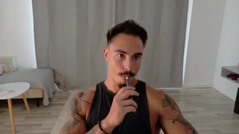 Snapshot of master_lukass chatting on July 3, 2:23 pm master_lukass online show from July 3, 2:23 pm