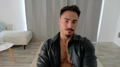 Snapshot of master_lukass chatting on July 13, 11:57 am master_lukass online show from July 13, 11:57 am
