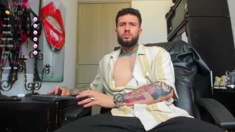 steven  online show from January 13, 8:26 pm