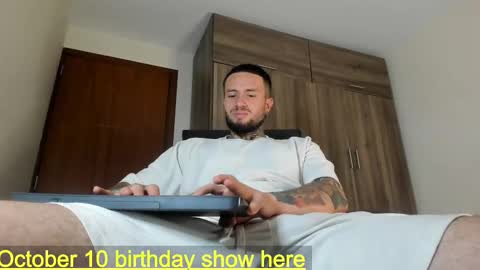 steven  online show from October 6, 11:46 pm