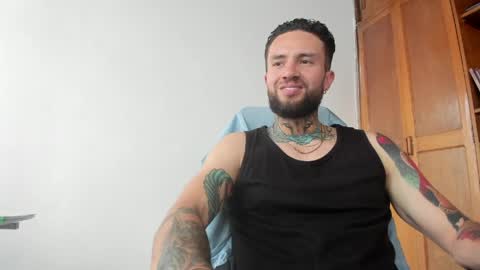 Snapshot of master_steven_01 chatting on May 8, 9:20 pm steven online show from May 8, 9:20 pm