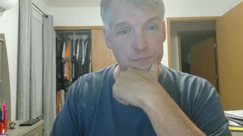 Snapshot of master_thorn chatting on September 28, 2:06 am Master Thorn online show from September 28, 2:06 am