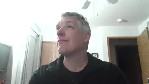 Snapshot of master_thorn chatting on November 14, 5:39 am Master Thorn online show from November 14, 5:39 am