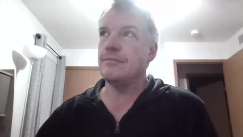 Snapshot of master_thorn chatting on December 19, 8:21 am Master Thorn online show from December 19, 8:21 am