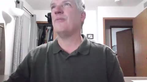 Snapshot of master_thorn chatting on December 19, 8:27 pm Master Thorn online show from December 19, 8:27 pm