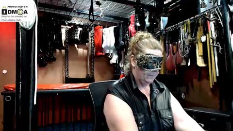 Snapshot of masteralexandra chatting on January 24, 2:30 pm Master Alexandra DMCA Protected. Copyright Master Alexandra 2023. online show from January 24, 2:30 pm