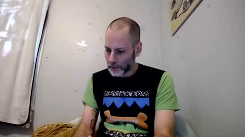 Snapshot of masteranthony68 chatting on April 3, 8:40 pm Master Anthony online show from April 3, 8:40 pm
