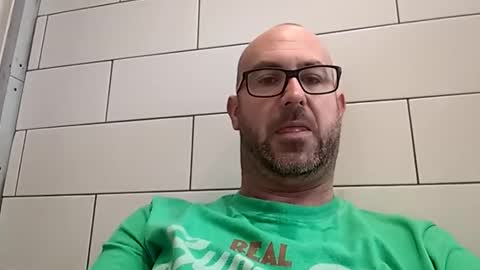 Snapshot of masterclass69er chatting on September 15, 8:14 am Bob online show from September 15, 8:14 am