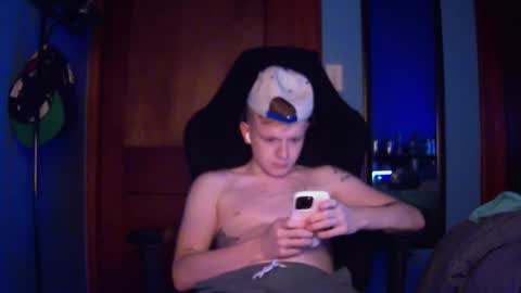 Snapshot of mastercooperfrost chatting on September 17, 4:25 am Master cooper online show from September 17, 4:25 am