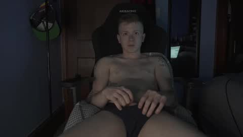 Snapshot of mastercooperfrost chatting on October 4, 5:05 am Master cooper online show from October 4, 5:05 am