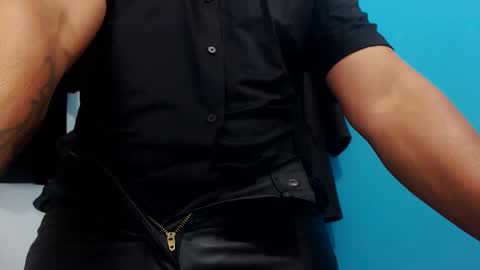 Snapshot of masterdickjuicy chatting on October 27, 12:58 am Lord bbc online show from October 27, 12:58 am