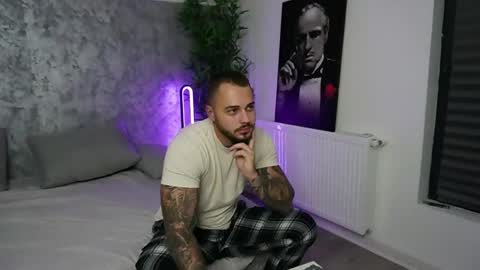 masterkingmuscle online show from October 5, 8:29 pm