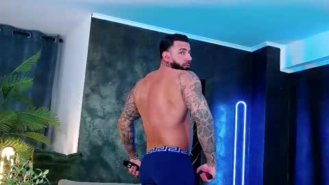 Snapshot of masterkingofmuscle chatting on March 26, 9:42 pm masterkingofmuscle online show from March 26, 9:42 pm