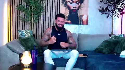 masterkingofmuscle online show from May 13, 8:01 am
