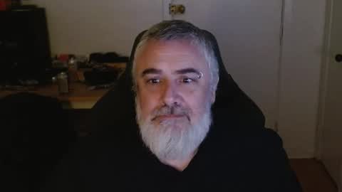 Snapshot of mastermcgirt chatting on January 16, 11:03 am Dave online show from January 16, 11:03 am