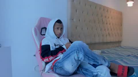 mastermorenohot23 online show from June 11, 2:22 am