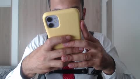 Snapshot of masterofinfatuation chatting on December 3, 4:28 pm   online show from December 3, 4:28 pm