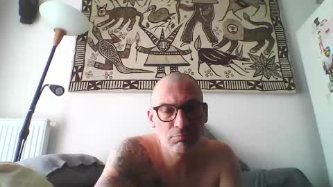 Snapshot of masterp17 chatting on April 12, 1:38 pm Master P online show from April 12, 1:38 pm