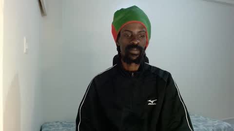 Snapshot of masterr_bate chatting on September 22, 3:19 am Marl online show from September 22, 3:19 am