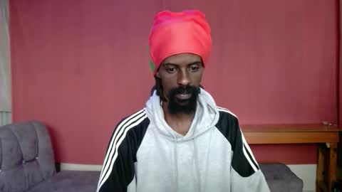 Snapshot of masterr_bate chatting on September 29, 6:07 am Marl online show from September 29, 6:07 am