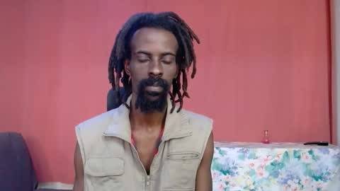 Snapshot of masterr_bate chatting on October 3, 5:37 am Marl online show from October 3, 5:37 am