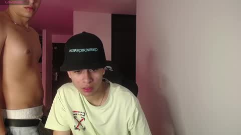 Snapshot of masters_boys chatting on January 7, 1:17 am KONAN online show from January 7, 1:17 am