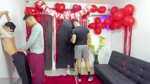 Team Cris Darwin- Fernando- Stiven- David online show from February 10, 11:36 am