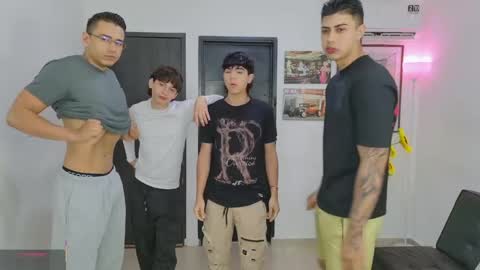 Team Cris Darwin- Fernando- Stiven- David online show from May 15, 11:06 am