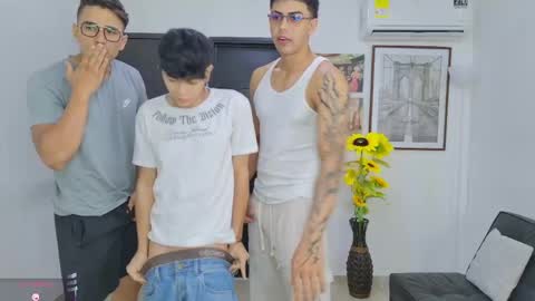 Team Cris Darwin- Fernando- Stiven- David online show from May 31, 11:28 am