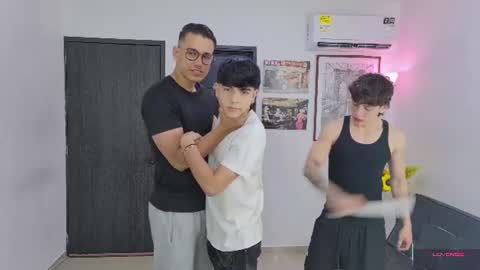 Team Cris Darwin- Fernando- Stiven- David online show from June 19, 11:03 am
