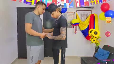 Team Cris Darwin- Fernando- Stiven- David online show from June 29, 11:10 am