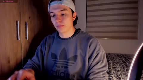 mastrangelo_x online show from March 17, 3:44 am