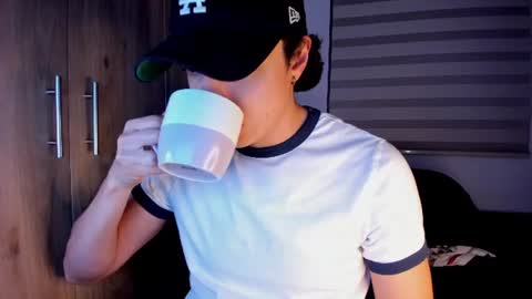 mastrangelo_x online show from July 16, 3:01 am