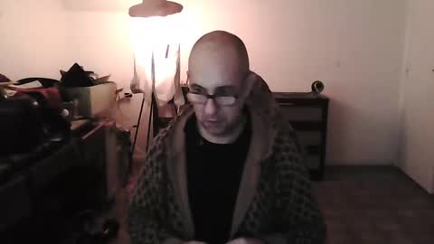 Snapshot of mat11efou chatting on February 2, 7:46 pm mat11efou online show from February 2, 7:46 pm