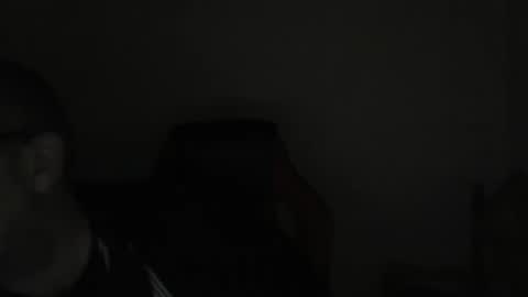 Snapshot of mat11efou chatting on May 3, 10:05 pm mat11efou online show from May 3, 10:05 pm