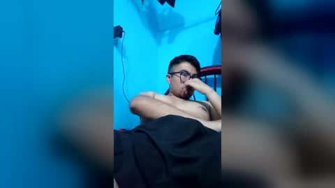 Snapshot of mat9812 chatting on July 13, 9:50 pm mat9812 online show from July 13, 9:50 pm