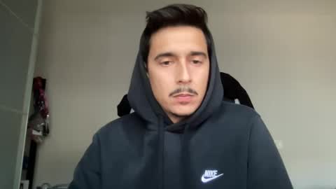 Aaron online show from January 2, 8:39 am