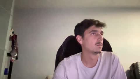 Aaron online show from February 21, 5:31 pm