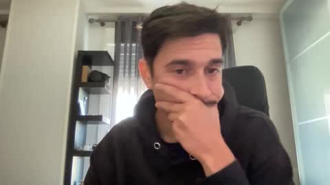 Aaron online show from November 22, 10:58 am