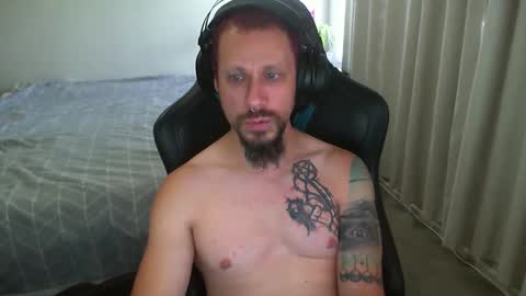 Snapshot of matchy666 chatting on December 26, 11:46 pm Matchy online show from December 26, 11:46 pm