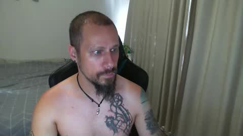 Snapshot of matchy666 chatting on January 24, 5:42 am Matchy online show from January 24, 5:42 am