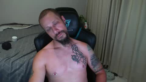 Snapshot of matchy666 chatting on February 19, 7:50 am Matchy online show from February 19, 7:50 am