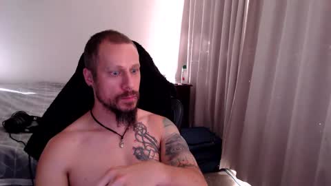 Snapshot of matchy666 chatting on March 11, 5:16 am Matchy online show from March 11, 5:16 am