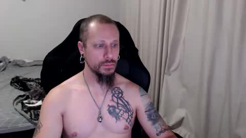 Snapshot of matchy666 chatting on March 16, 8:51 am Matchy online show from March 16, 8:51 am