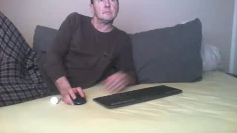 Snapshot of matejmiran chatting on January 25, 10:18 pm MATE AND BARB online show from January 25, 10:18 pm