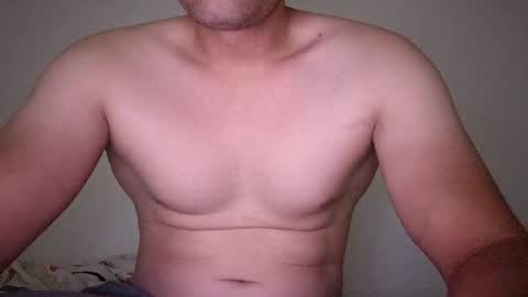 Snapshot of mateo2803 chatting on June 30, 4:35 am mateo2803 online show from June 30, 4:35 am