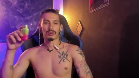 Mateo online show from March 1, 9:15 pm