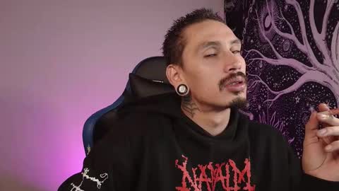 Mateo online show from November 26, 2:45 am