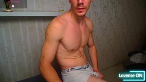 MateoBenjamin online show from November 11, 6:35 am